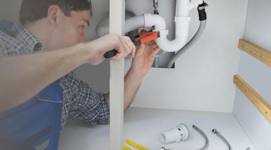 Professional emergency plumbing in Cowgill, MO